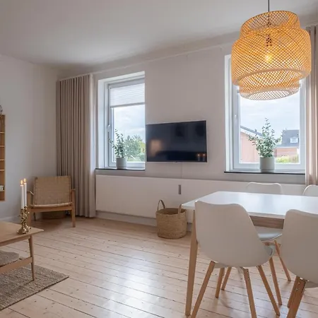 1 Bed Sleeps 2 With Parking Wifi Tv